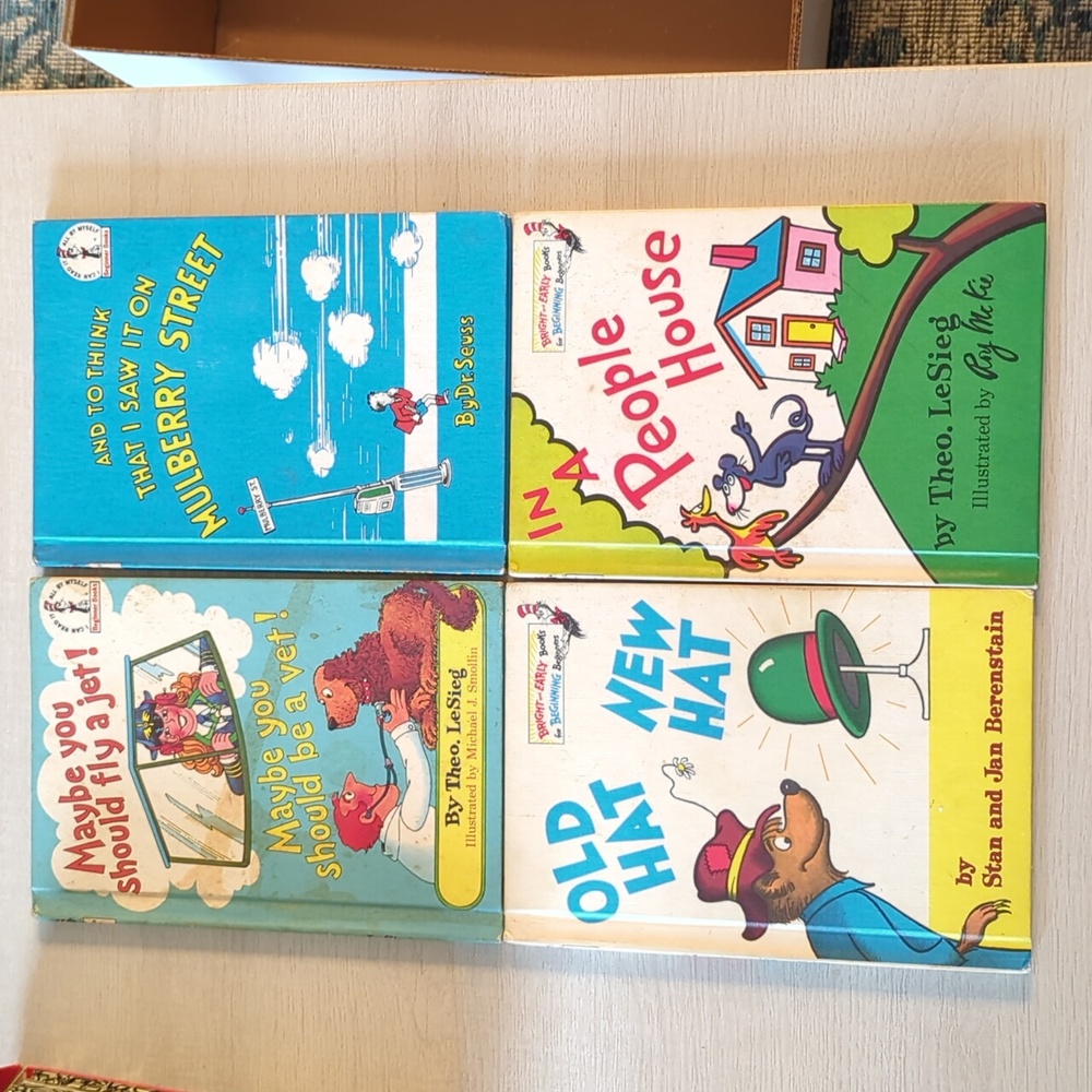 Dr Seuss SET OF FOUR Books